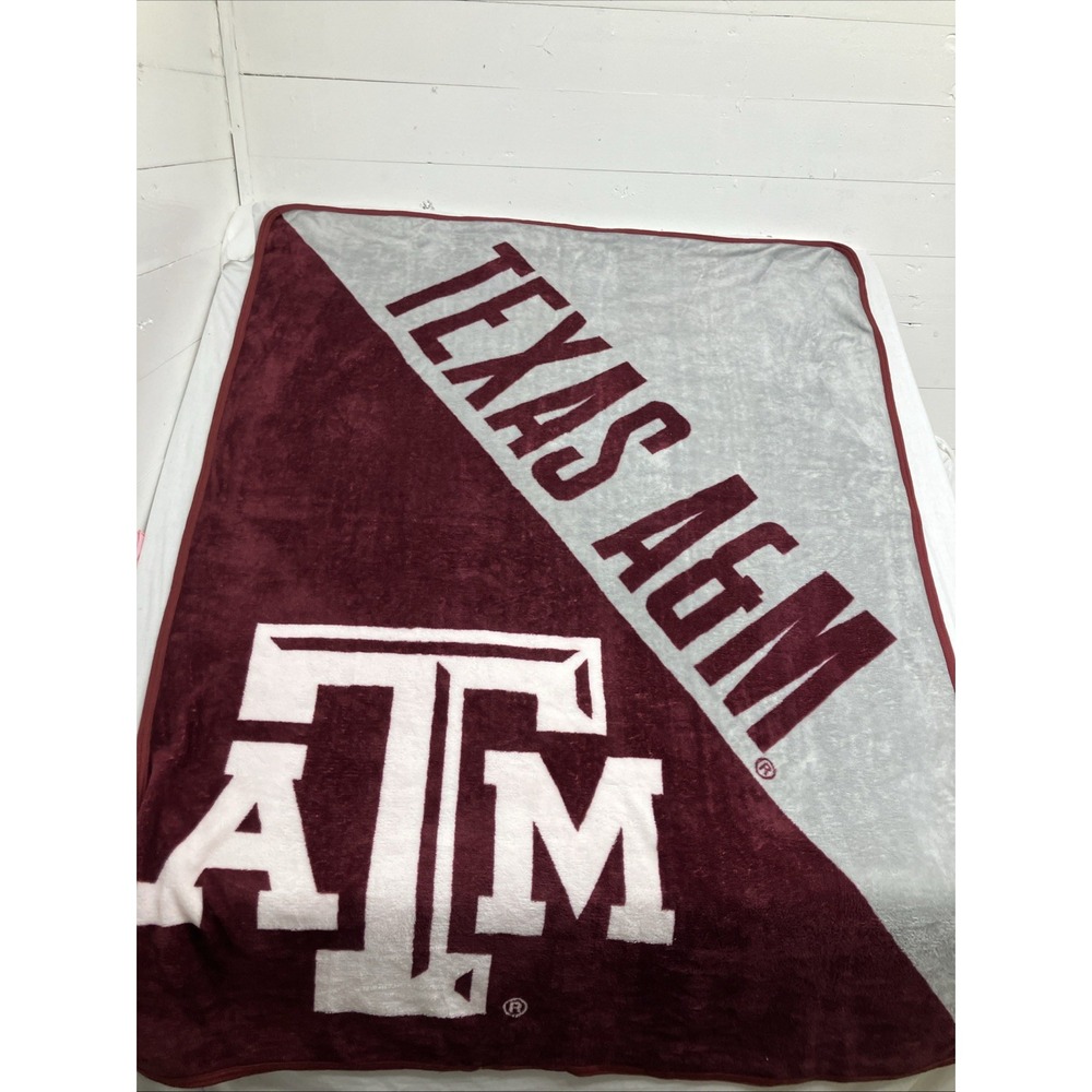 Texas A&M Aggies NCAA Northwest Company 43X58 Control Throw Blanket